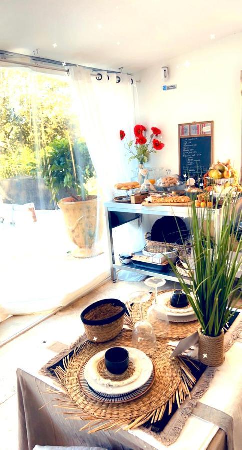 La Casa Dei Sogni Bed & Breakfast Flayosc Bagian luar foto